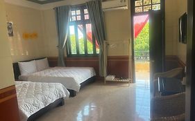 Hồng Hà Guest House